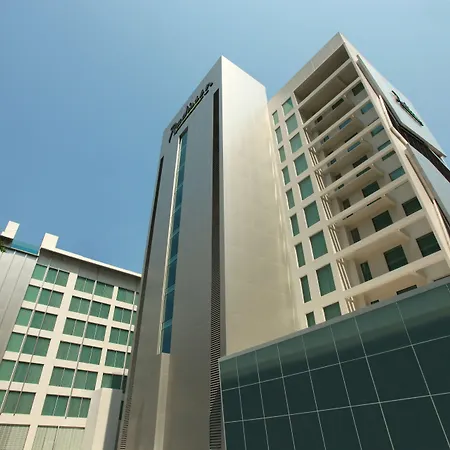 Radisson Suites Bangkok Sukhumvit