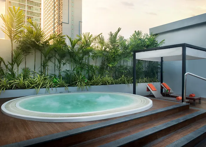 Radisson Sukhumvit 4*