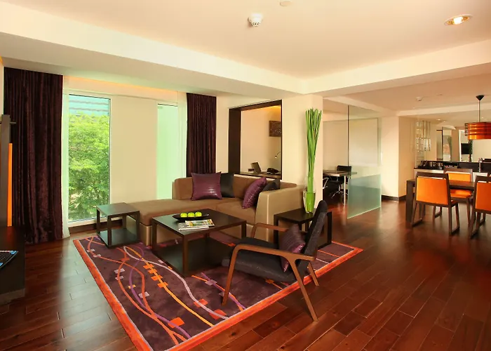Radisson Sukhumvit 4*